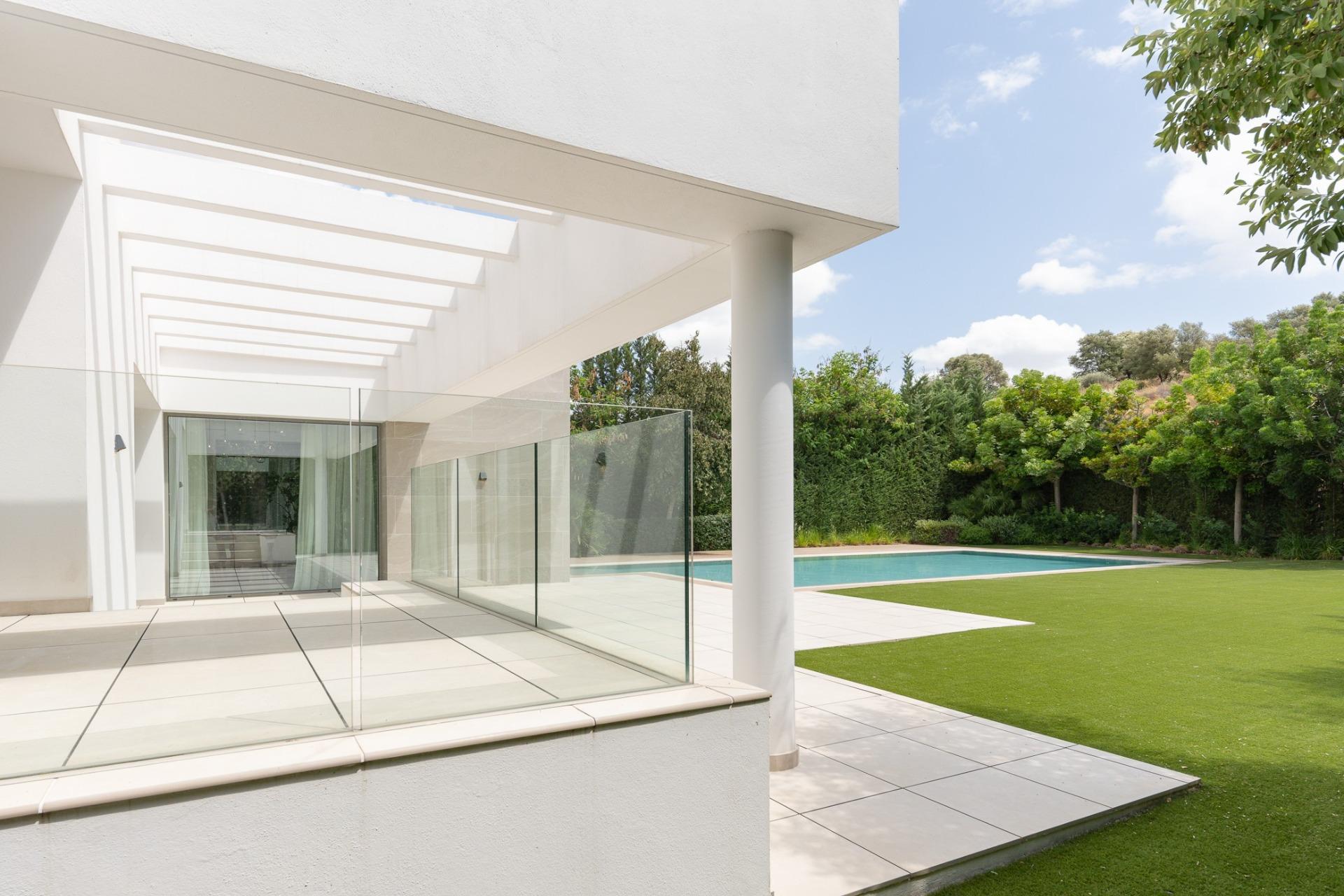 Villas in Paraiso Alto, Estepona