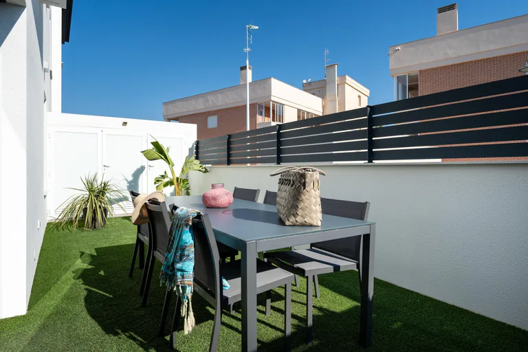 Bungalows de 3 Dormitorios en Residencial Exclusivo en Gran Alacant!