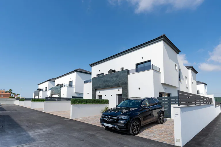 Bungalows de 3 Dormitorios en Residencial Exclusivo en Gran Alacant!