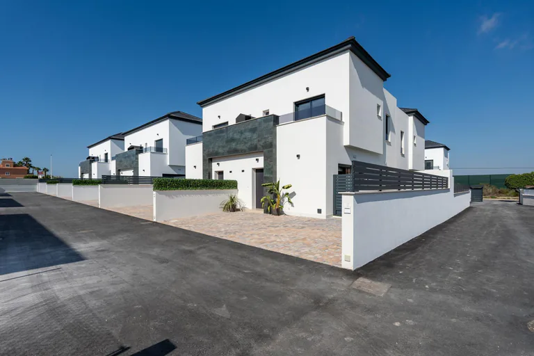Bungalows de 3 Dormitorios en Residencial Exclusivo en Gran Alacant!