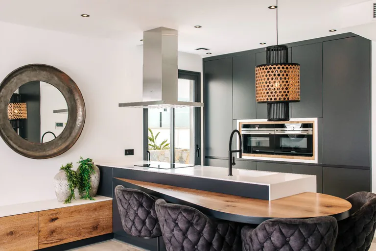 Apartamento de Lujo y Diseño Junto a Campo de Golf