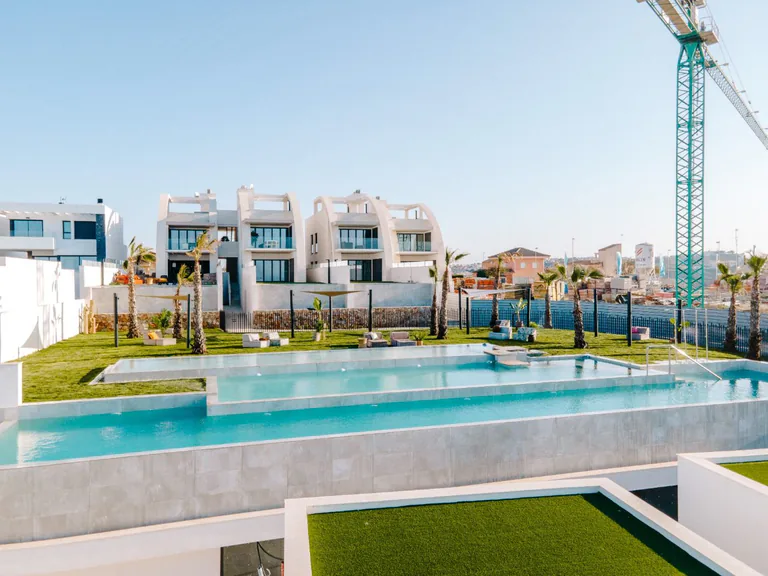 Apartamento de Lujo y Diseño Junto a Campo de Golf