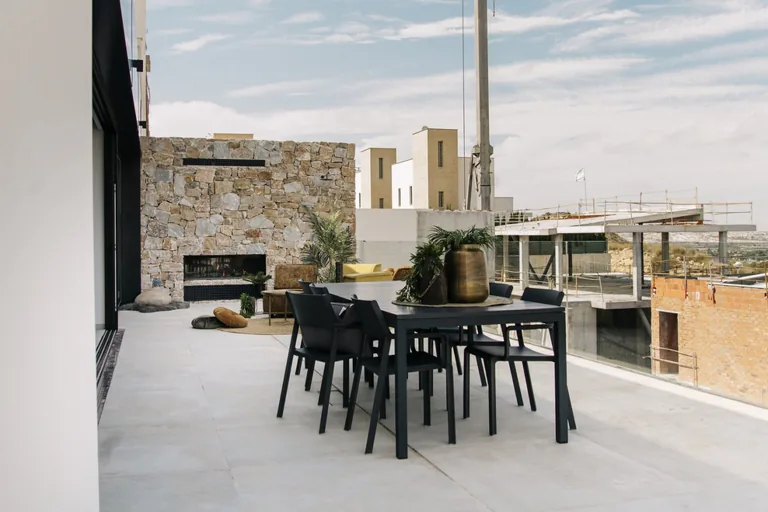 Villa de Diseño Junto al Mar