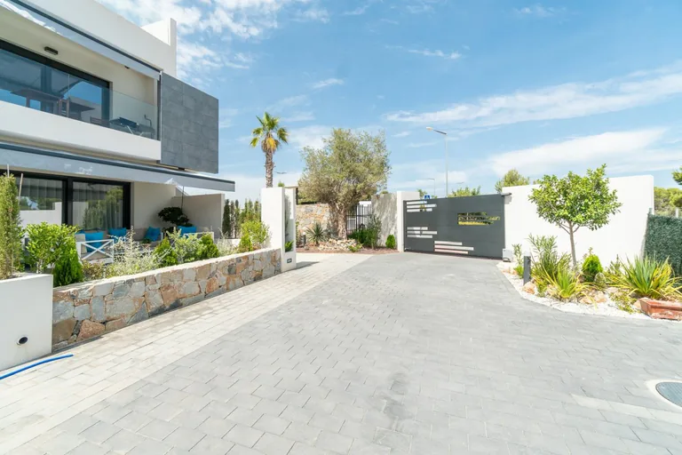 Bungaló en planta alta NV-100042 — foto 47