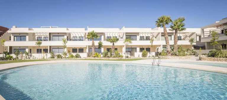 Unit NV-100048 — Bungalow de Diseño Junto al Mar