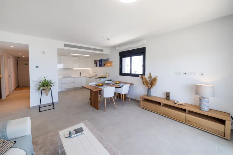 NUEVOS APARTAMENTOS EN VENTA, A 20 MINUTOS DE ALICANTE y ELCHE, COSTA BLANCA