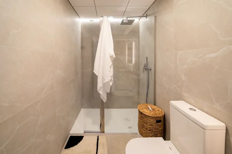 NUEVOS APARTAMENTOS EN VENTA, A 20 MINUTOS DE ALICANTE y ELCHE, COSTA BLANCA