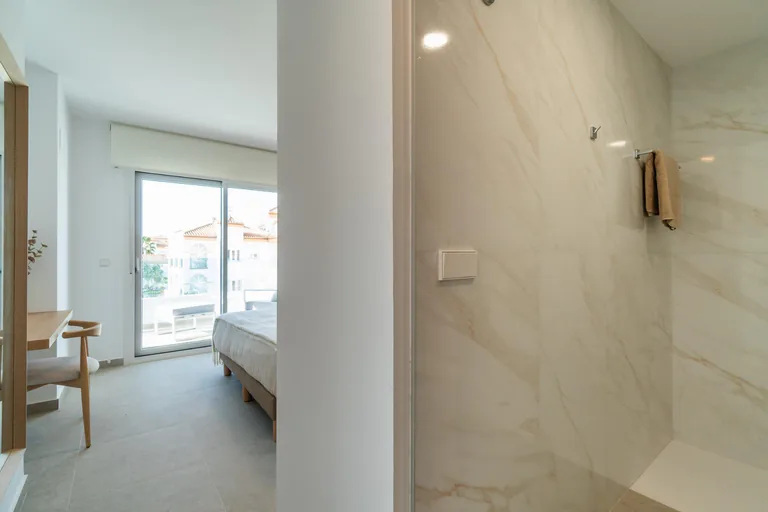 Residencial de Obra Nueva en Playa Flamenca