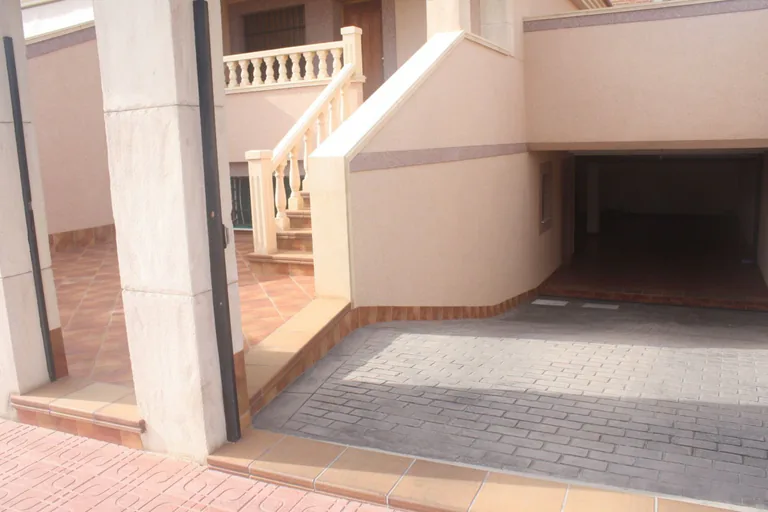 Precioso Adosado en los Altos, Torrevieja