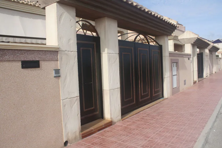 Precioso Adosado en los Altos, Torrevieja