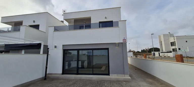 Villas de Obra Nueva en Orihuela Costa