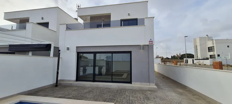 Villas de Obra Nueva en Orihuela Costa