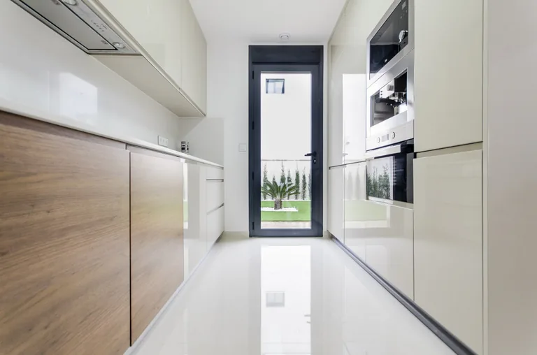 Residencial de Obra Nueva de Villas en San Miguel de Salinas