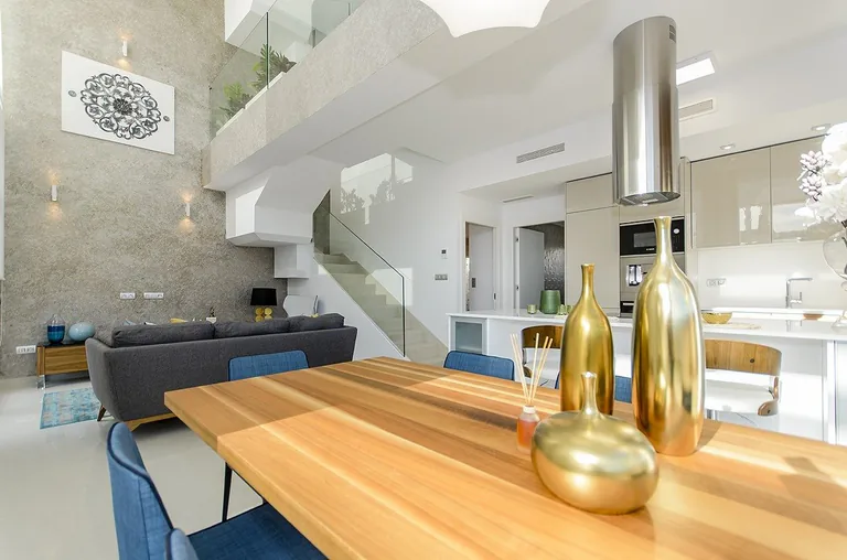 Residencial de Obra Nueva de Villas en los Montesinos