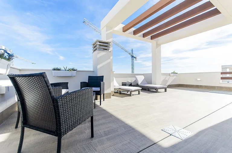 Residencial de Obra Nueva de Villas en los Montesinos