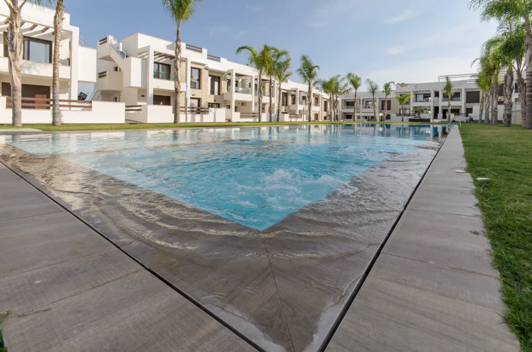 Residencial de Obra Nueva de Bungalows en los Balcones, Torrevieja