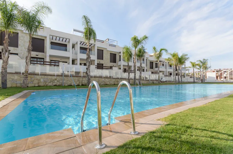 Residencial de Obra Nueva de Bungalows en los Balcones, Torrevieja