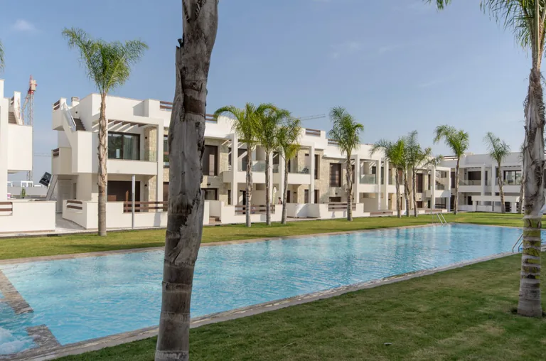 Bungaló en planta baja NV-100127 — foto 36