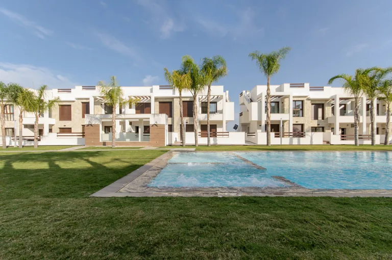 Bungaló en planta alta NV-100129 — foto 34