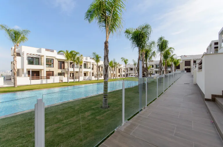 Bungaló en planta alta NV-100129 — foto 37