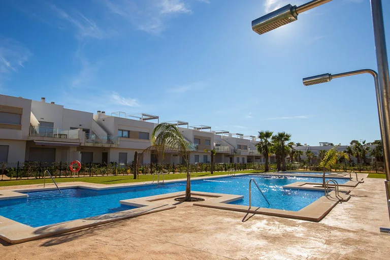 Residencial de Obra Nueva de Bungalows en Vistabella