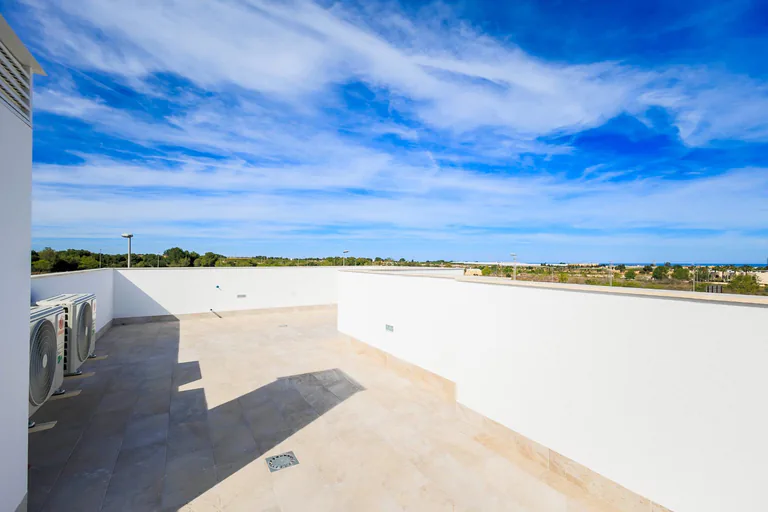 Villas de Obra Nueva en Pilar de la Horadada en el Campo de Golf