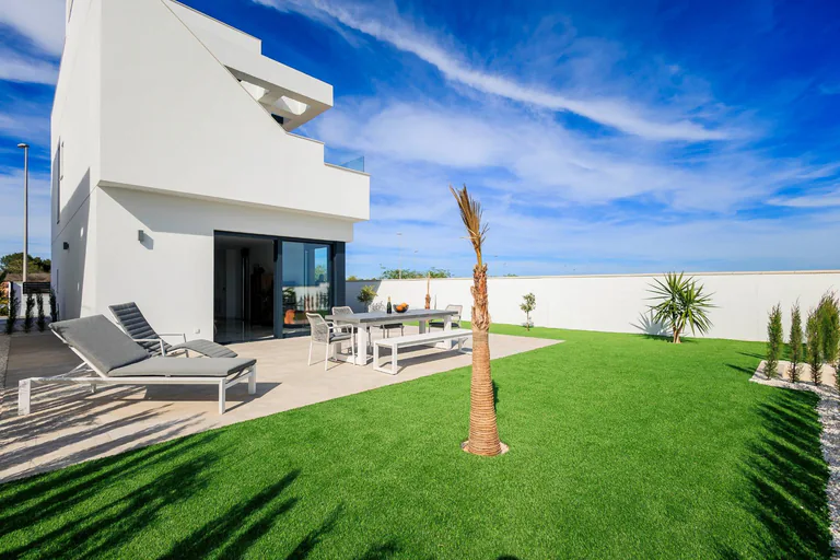 Villas de Obra Nueva en Pilar de la Horadada en el Campo de Golf