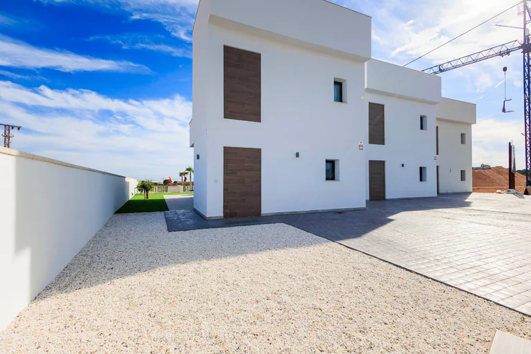 Villas de Obra Nueva en Pilar de la Horadada en el Campo de Golf
