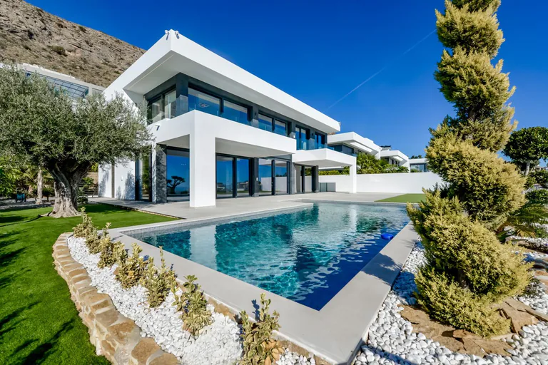 Villa in Sierra Cortina, Finestrat