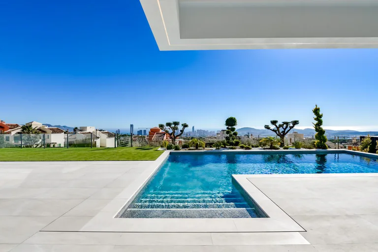 Villa in Sierra Cortina, Finestrat