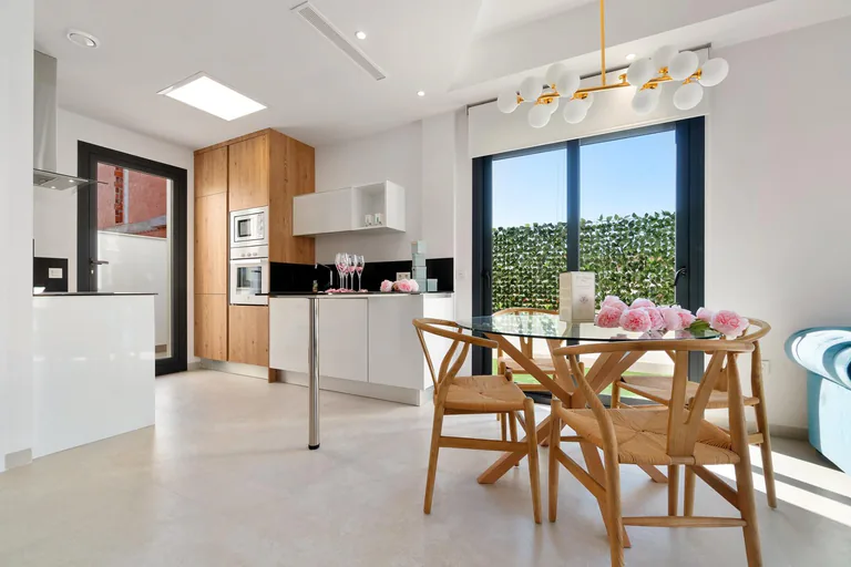 Villas de Obra Nueva en los Montesinos