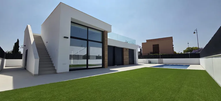 Villas de Obra Nueva en Condado de Alhama Campo de Golf