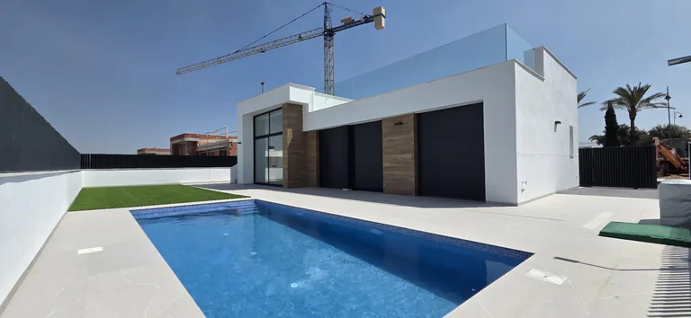 Villas de Obra Nueva en Condado de Alhama Campo de Golf