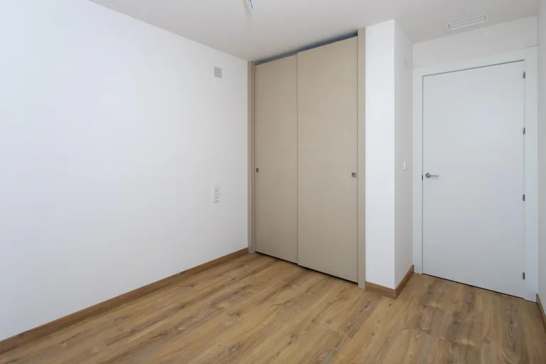 Bungaló en planta alta NV-100257 — foto 16