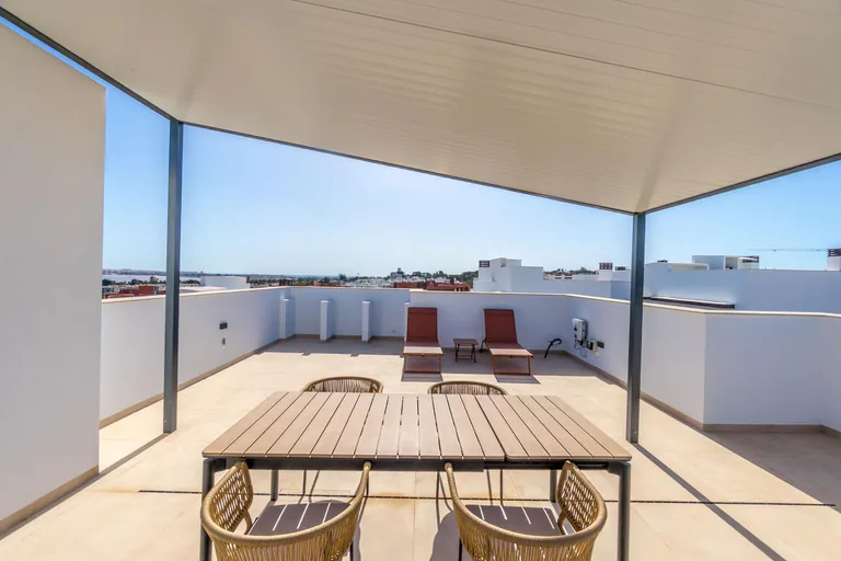 Bungaló en planta alta NV-100492 — foto 47