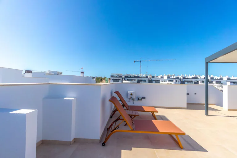 Bungaló en planta alta NV-100493 — foto 50