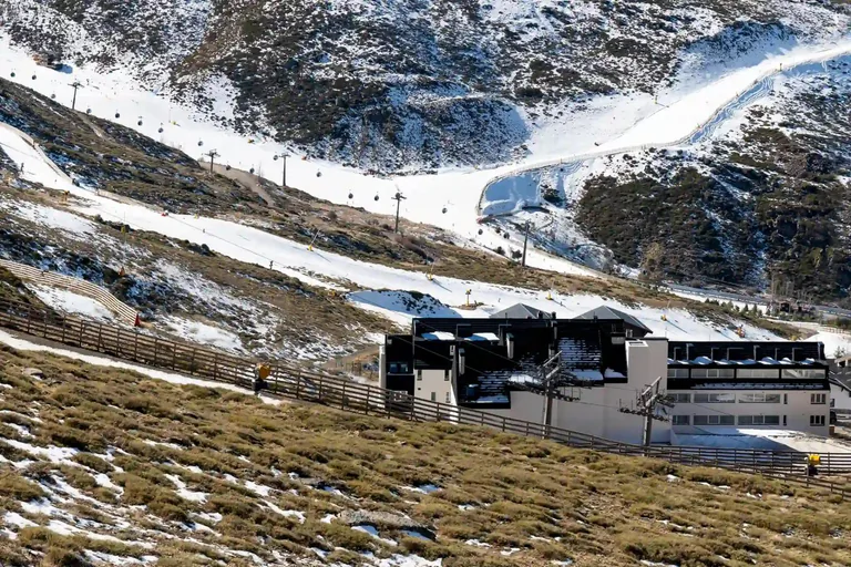 Residencial de Obra Nueva en Sierra Nevada