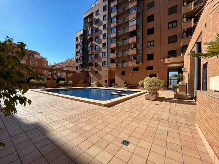 Modernos apartamentos dúplex tipo loft en el corazón de Alicante