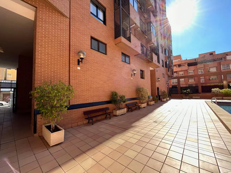 Modernos apartamentos dúplex tipo loft en el corazón de Alicante