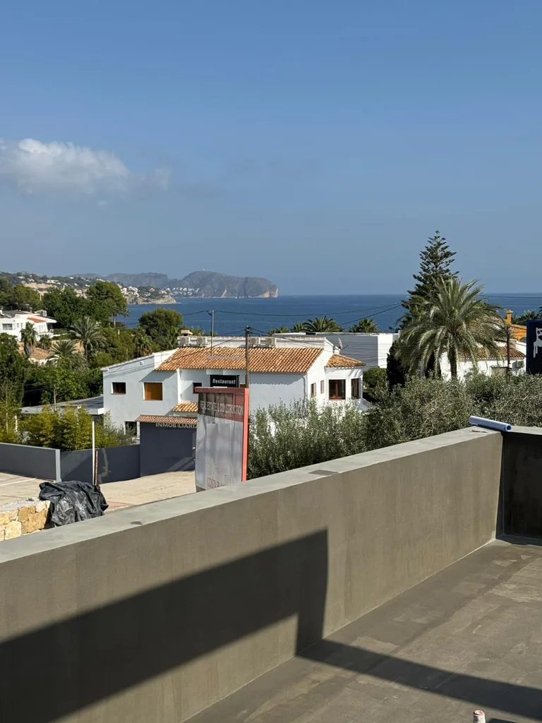 Villa de Obra Nueva con Vistas al Mar en Benissa