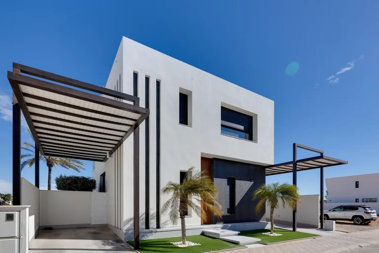 Villas de Obra Nueva en Pilar de la Horadada en el Campo de Golf