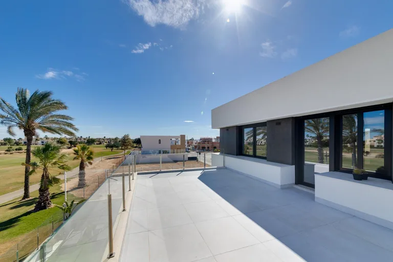 Villas de Obra Nueva en Pilar de la Horadada en el Campo de Golf