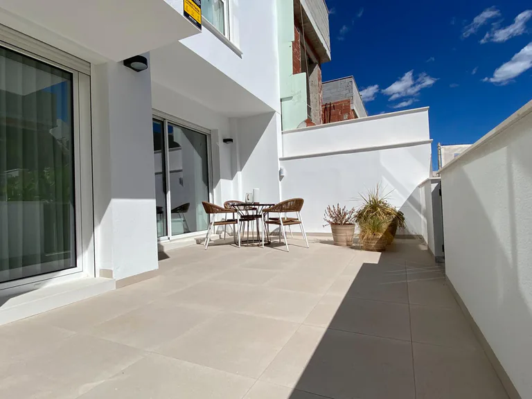 Bungaló en planta baja NV-100792 — foto 3