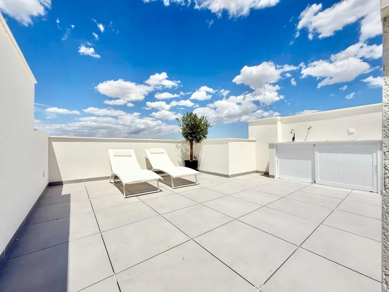 Adosados de obra nueva en venta en Cox - 44 casas modernas con grandes comodidades