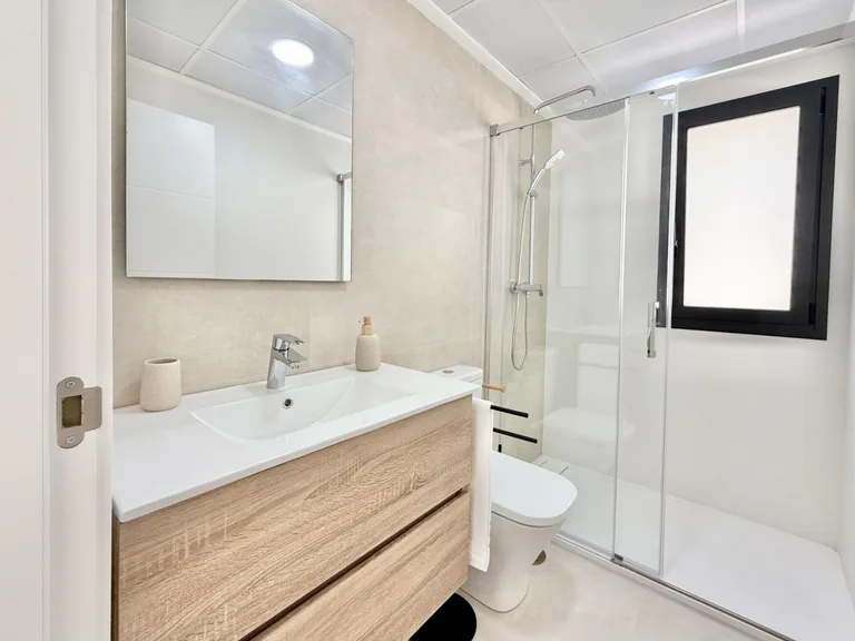 Adosados de obra nueva en venta en Cox - 44 casas modernas con grandes comodidades