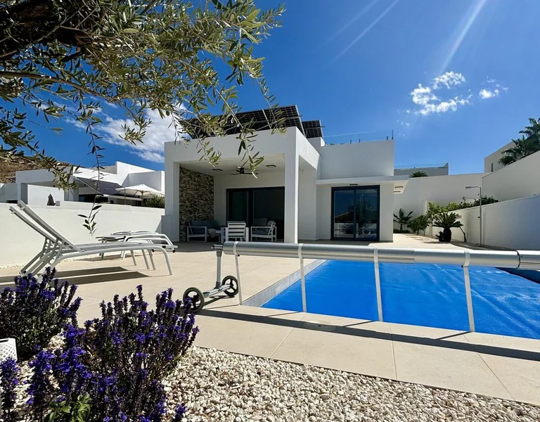 Villas de nueva construcción en Benijófar