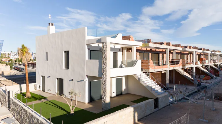 Bungaló en planta baja NV-100968 — foto 1
