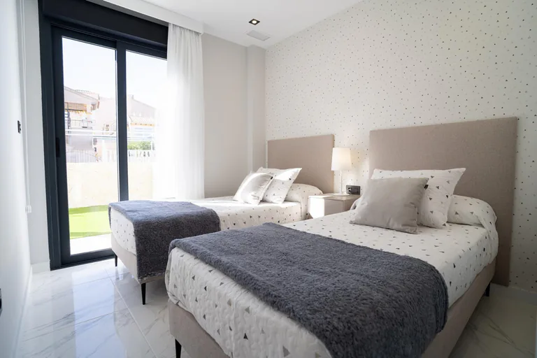 Bungaló en planta baja NV-100968 — foto 32