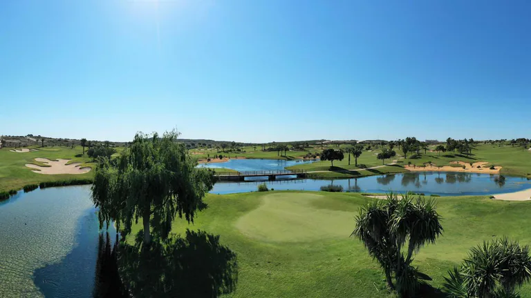 Viviendas de obra nueva en Vistabella Golf Resort, Orihuela
