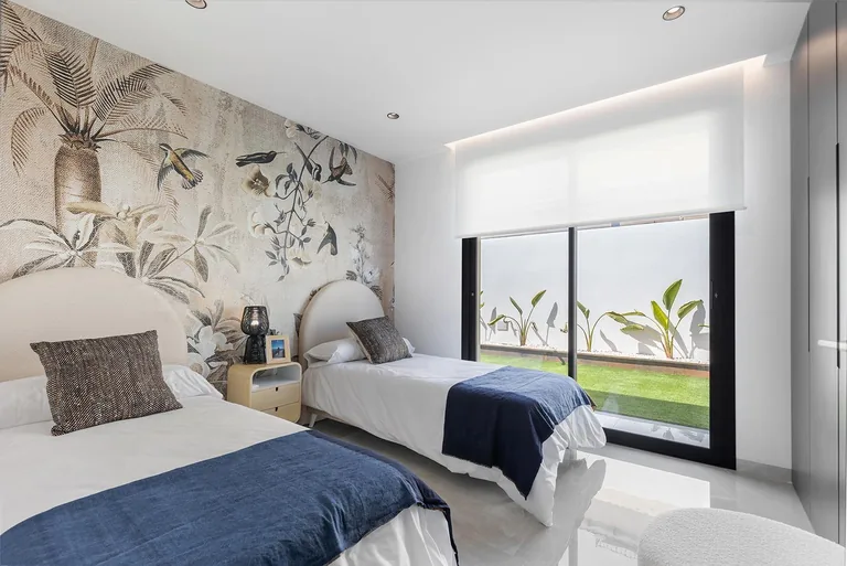 New-Build One-Story Villas with Private Pool in Torrevieja